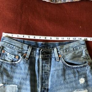 501 Levi’s button up cut off shorts